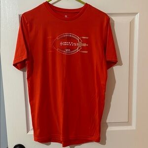 Under Armour Orange Short Sleeve Tee like new